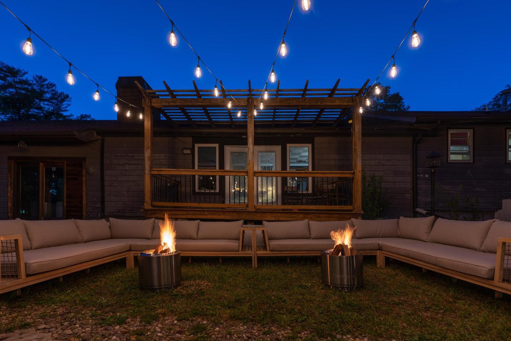 Cedarwood Inn Hendersonville Exterior photo